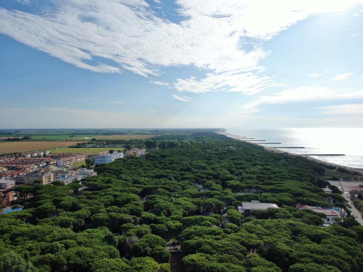 Park Hotel Pineta & Dependance Suite Eraclea Mare Exterior photo