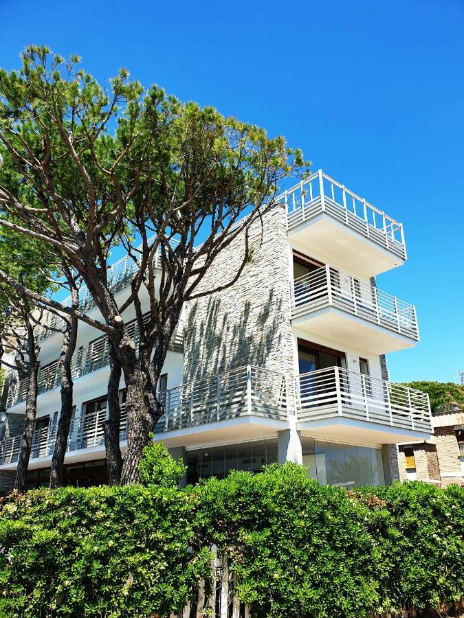 Park Hotel Pineta & Dependance Suite Eraclea Mare Exterior photo