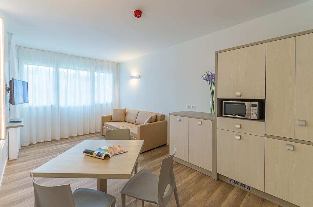 Park Hotel Pineta & Dependance Suite Eraclea Mare Exterior photo
