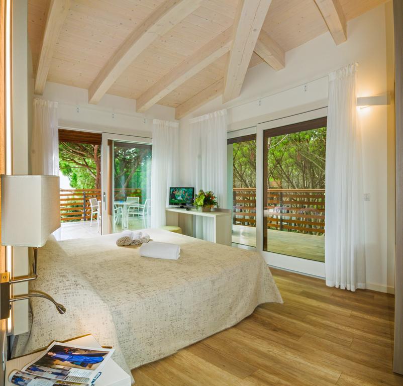 Park Hotel Pineta & Dependance Suite Eraclea Mare Exterior photo