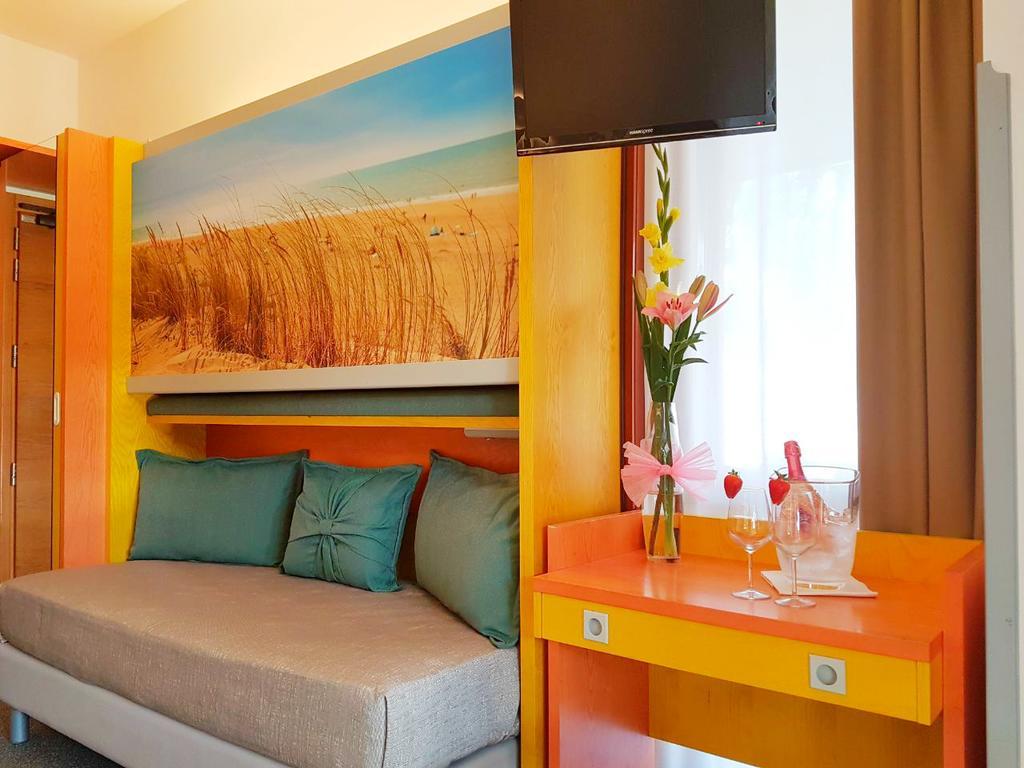 Park Hotel Pineta & Dependance Suite Eraclea Mare Exterior photo