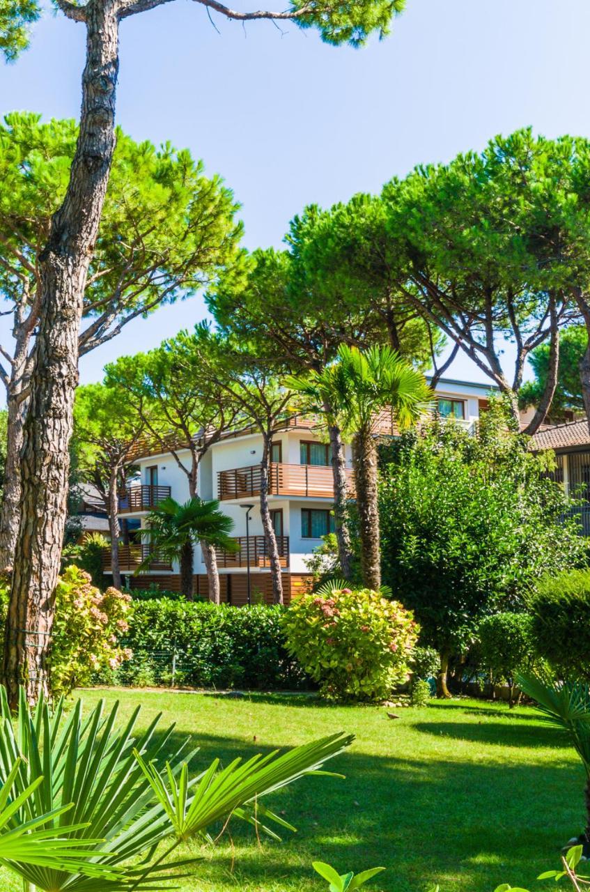Park Hotel Pineta & Dependance Suite Eraclea Mare Exterior photo