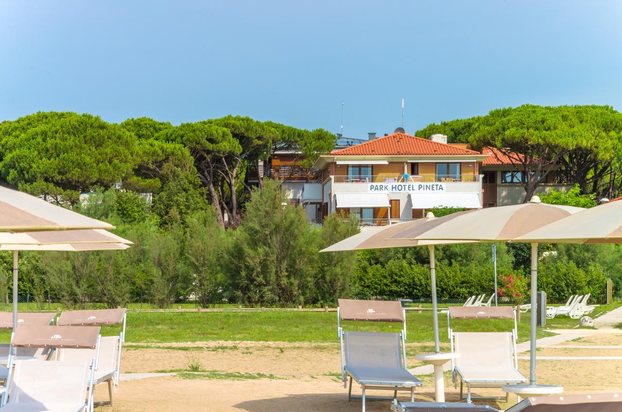Park Hotel Pineta & Dependance Suite Eraclea Mare Exterior photo